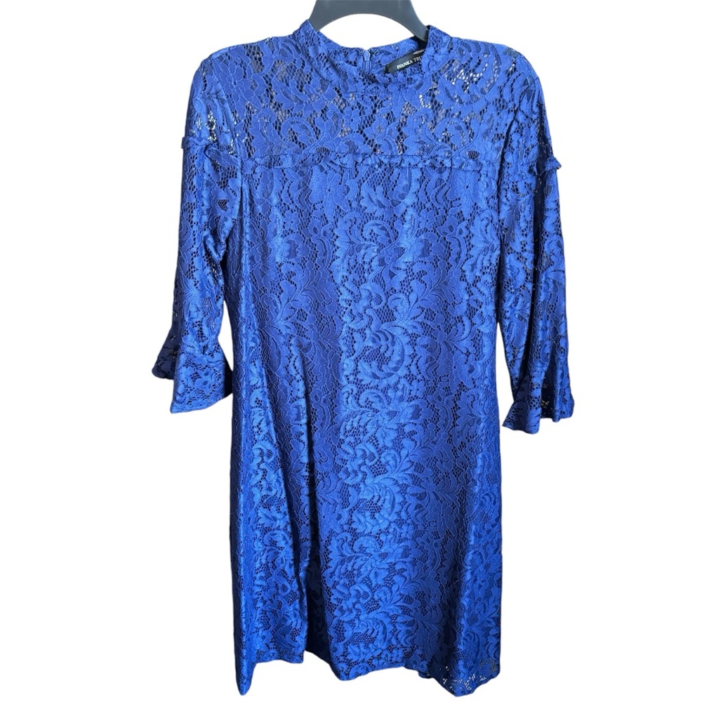 🆕🆕IVANKA TRUMP BLUE LACE DRESS WITH BELL SLEEVES